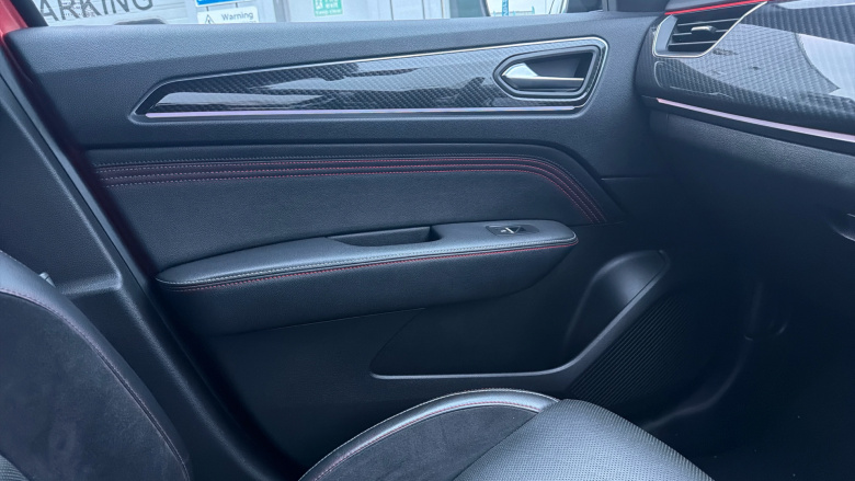 Renault Arkana 1.6 E-TECH Hybrid 145 R.S. Line 5dr Auto Hybrid Estate